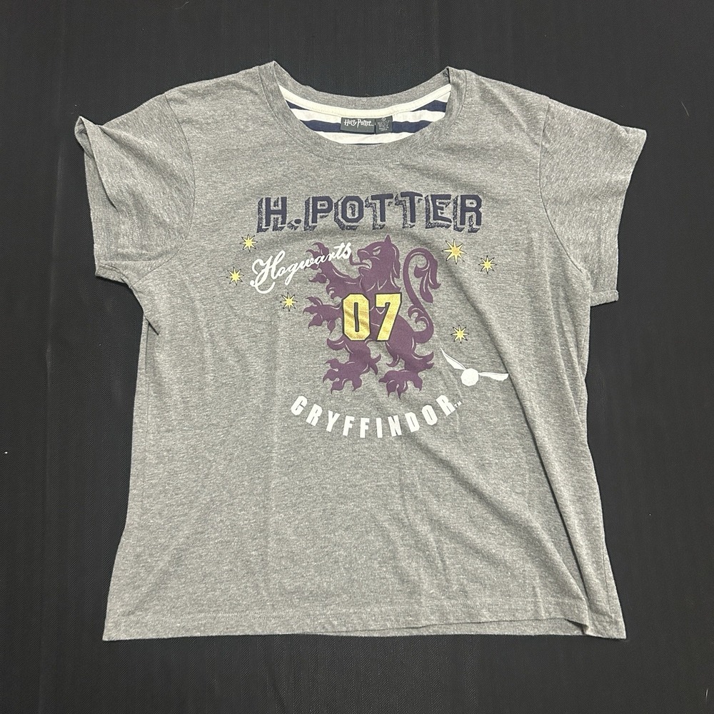 Harry Potter Gryffindor Shirt Size L Grey Primark Hogwarts 07 Graphic T-Shirt